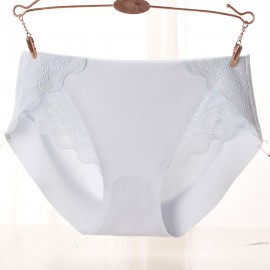 Lace Embroidery Silk Breathable Cotton Crotch Seamless Briefs